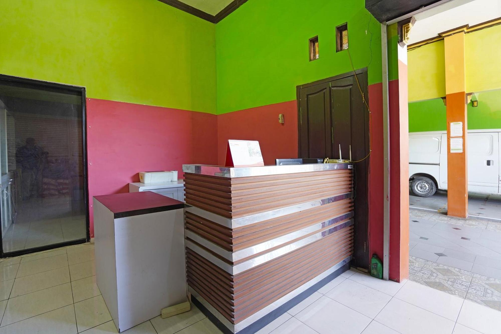 Oyo 91583 D'Cost Green Syariah สุราบายา ภายนอก รูปภาพ