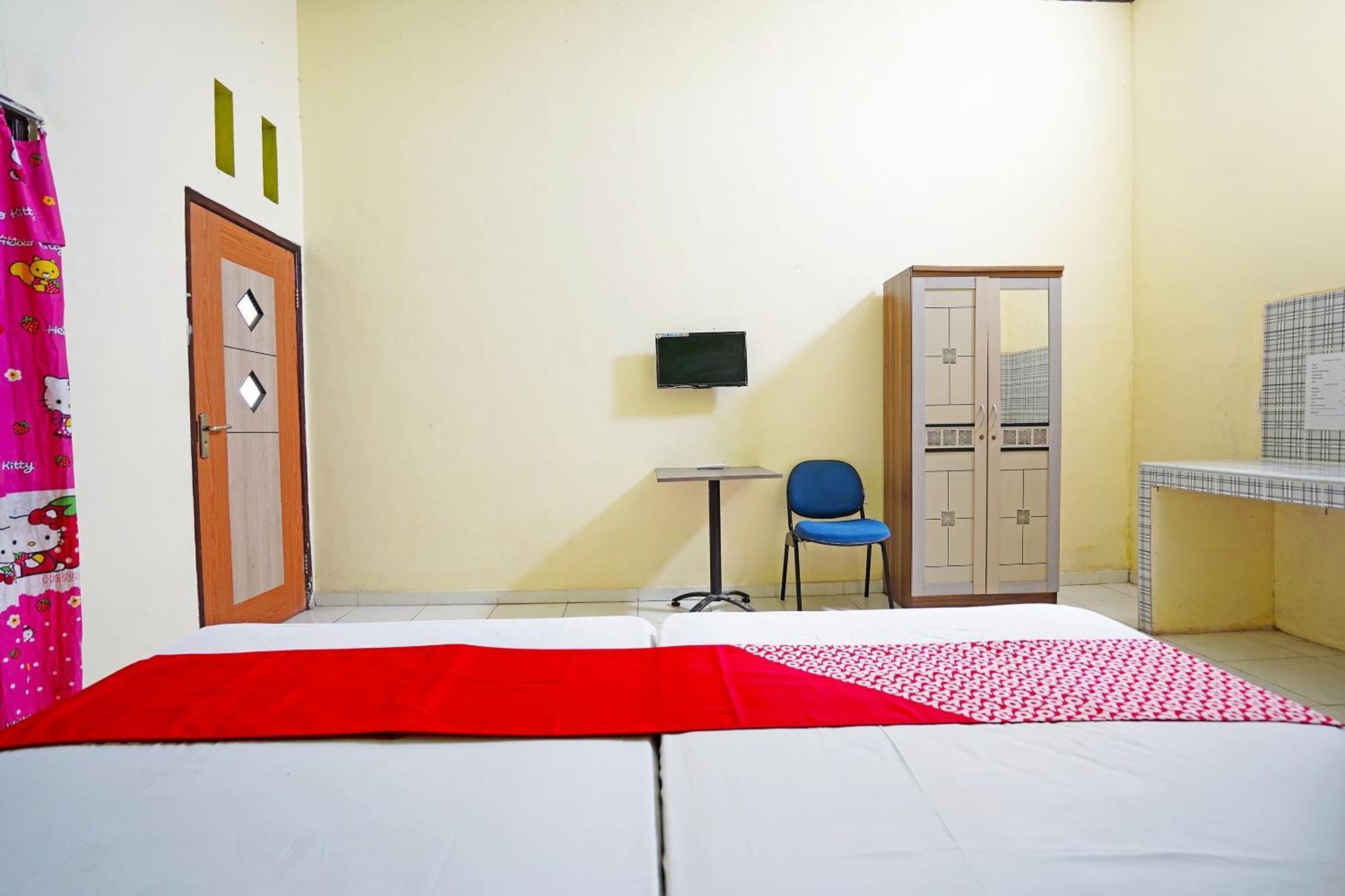 Oyo 91583 D'Cost Green Syariah Brebek ภายนอก รูปภาพ