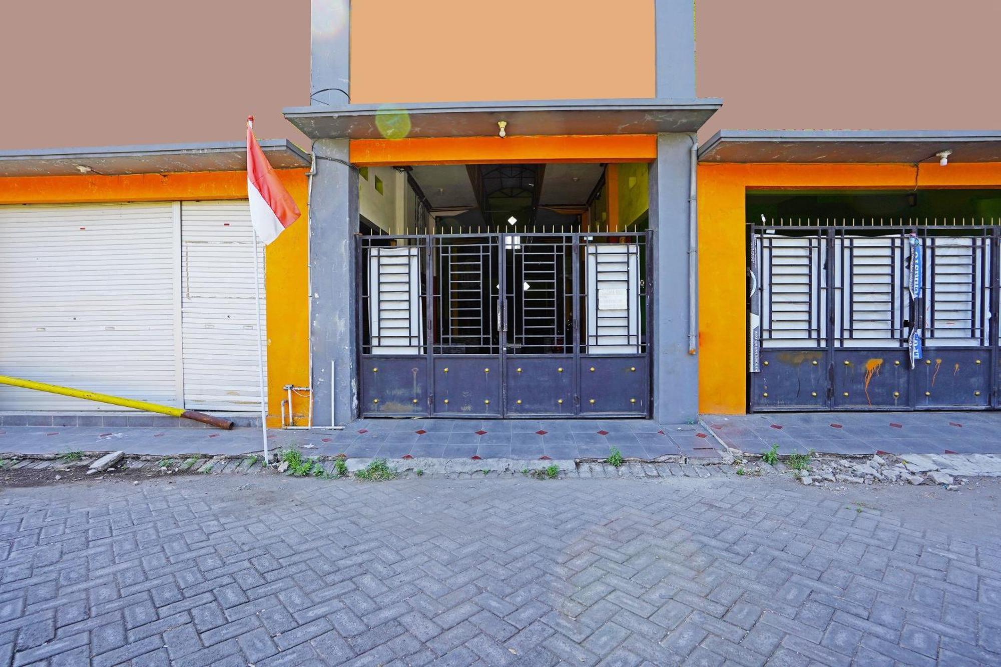 Oyo 91583 D'Cost Green Syariah สุราบายา ภายนอก รูปภาพ