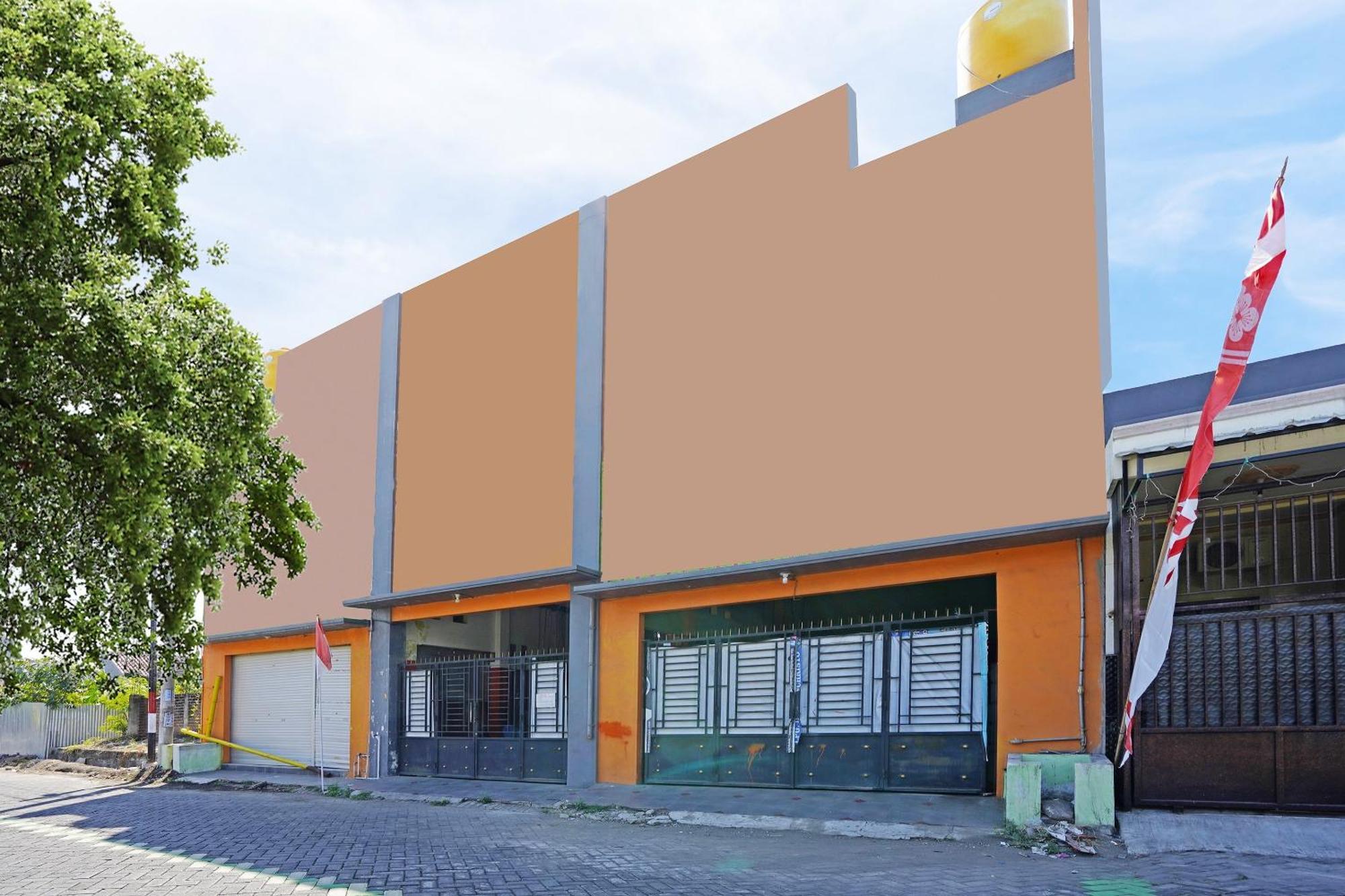Oyo 91583 D'Cost Green Syariah สุราบายา ภายนอก รูปภาพ