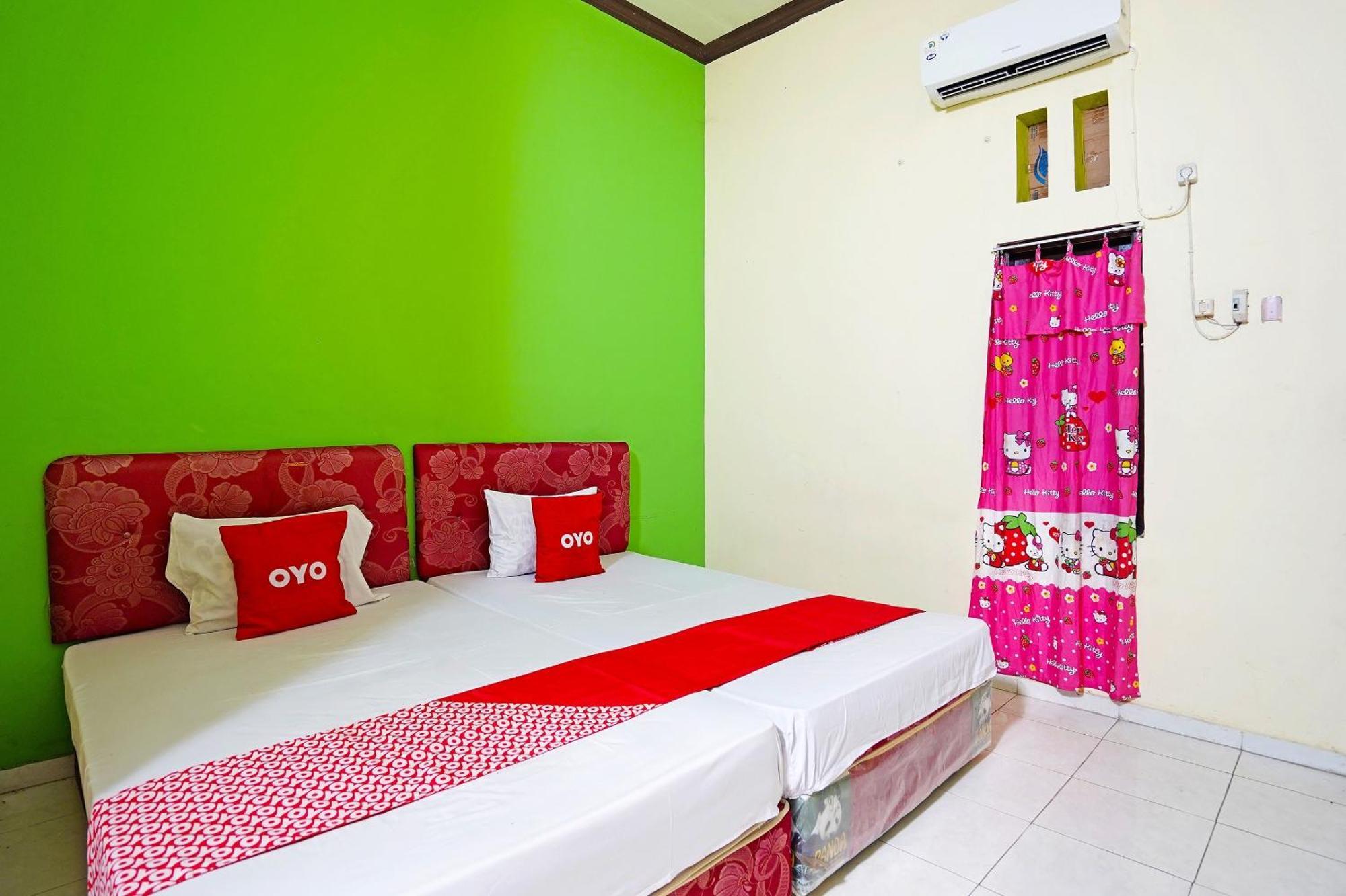Oyo 91583 D'Cost Green Syariah Brebek ภายนอก รูปภาพ